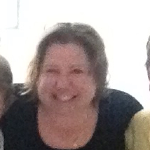 Meet your Posher, Jennifer - Picture 1 of 1